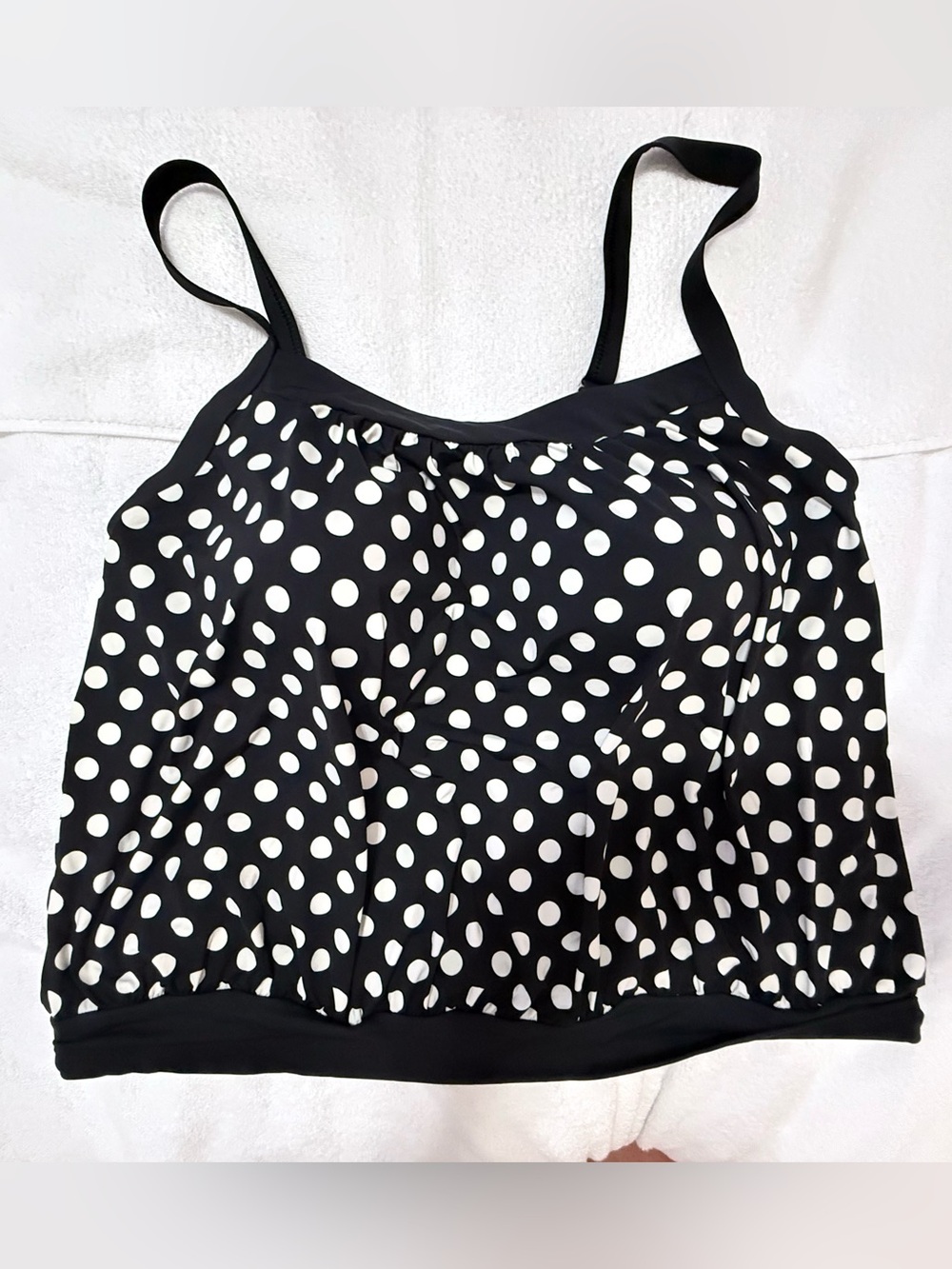 24W women’s Lands' End Black and White Polka Dot Tankini